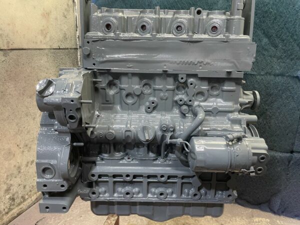 Kubota V3307TCR-LB Longblock (No fuel system) Remanufactured Engine to Fit Takeuchi TL10 Skid Loader